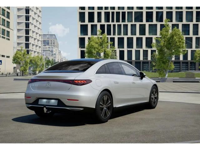 Mercedes-Benz EQE 300 Sedan