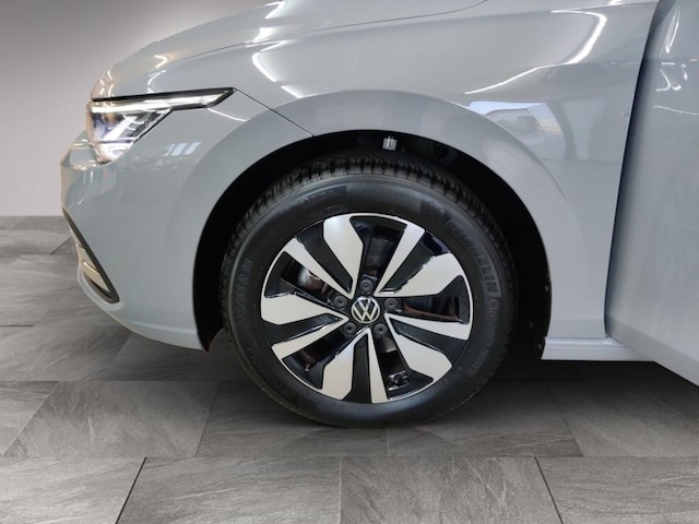 Volkswagen Golf 1.5 TSI Move