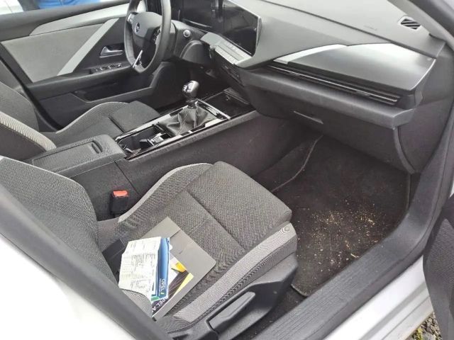 Opel Astra Enjoy Sports Tourer