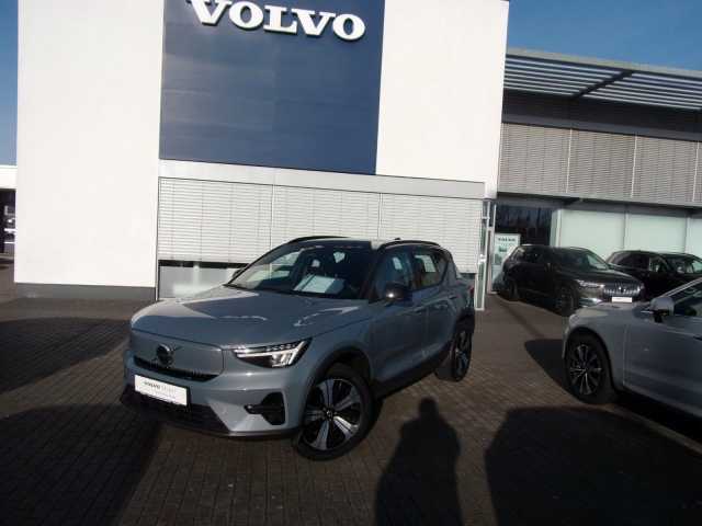 Volvo XC40 Core Recharge