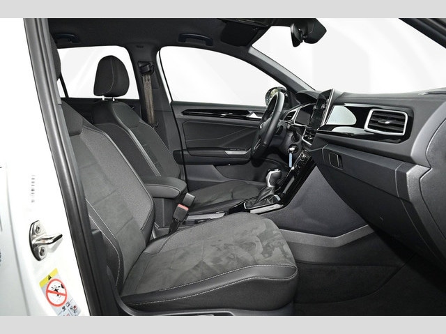 Volkswagen T-Roc 1.5 TSI DSG R-Line