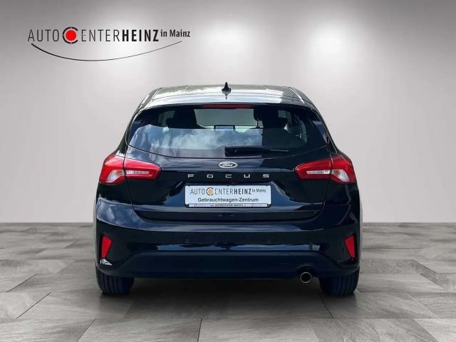 Ford Focus Cool & Connect