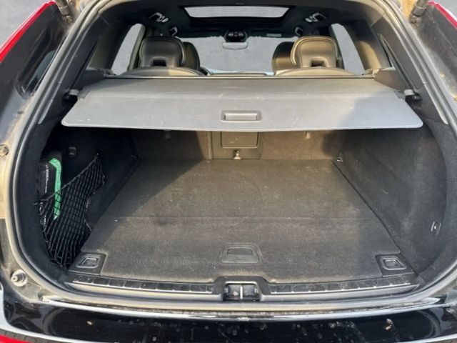 Volvo XC60 Dark Plus T6