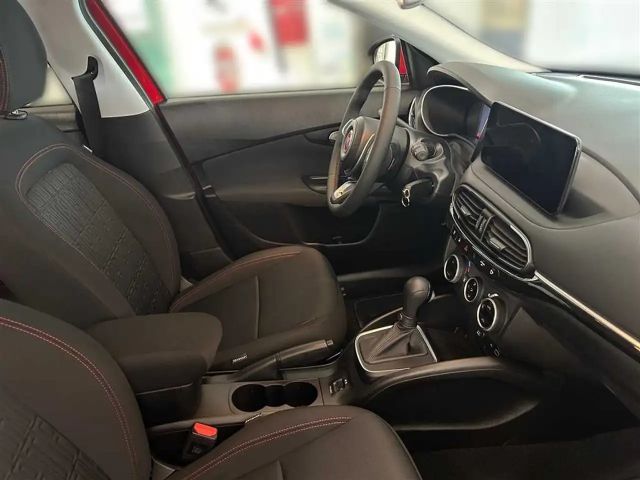 Fiat Tipo 130PS (RED) AT Rückfahrkamera Klimaautom.