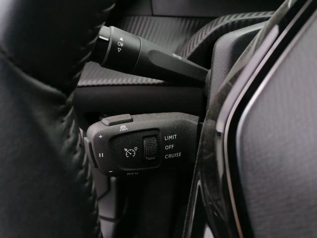 Peugeot E-2008 Allure Pack