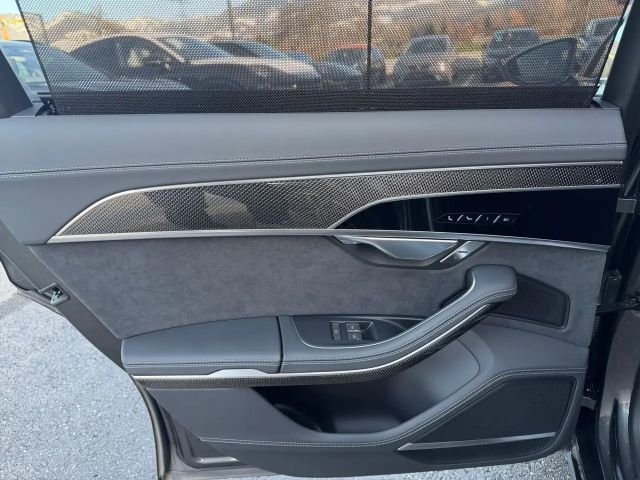 Audi A8 60 TFSI Hybride Quattro