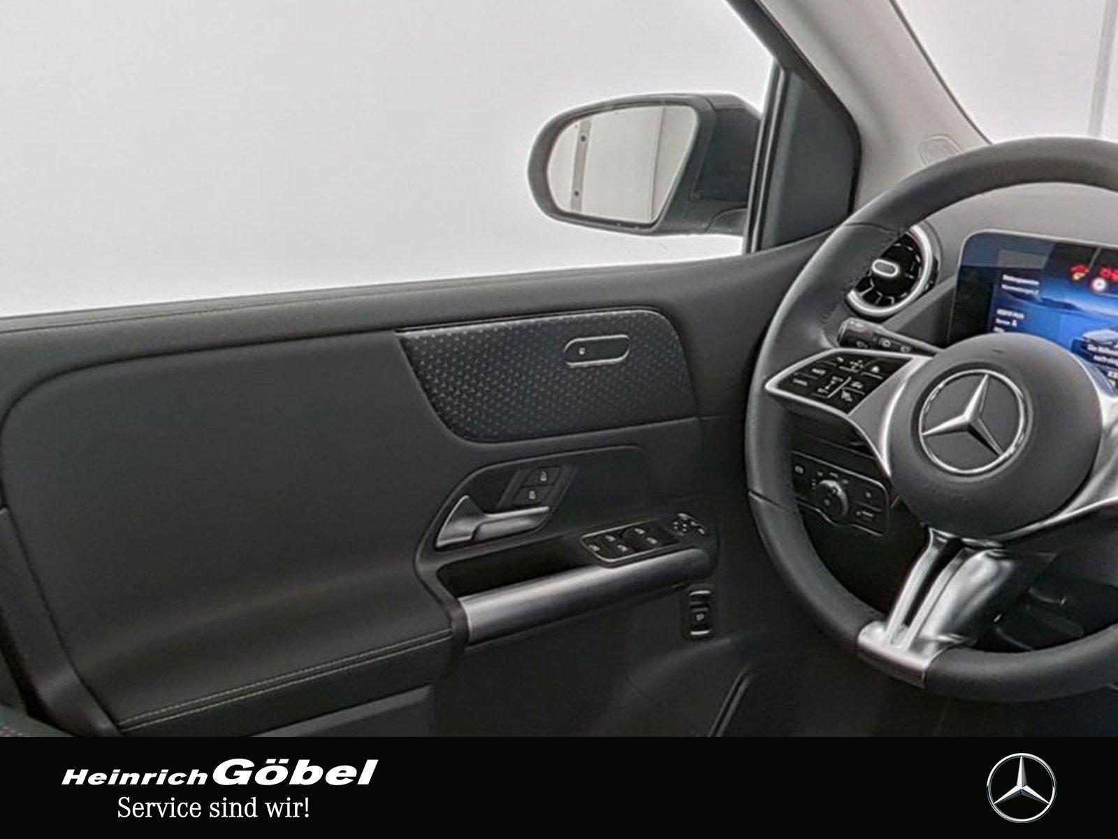 Mercedes-Benz B 180 Progressive Sedan