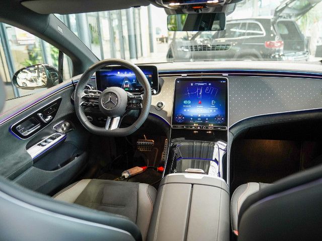 Mercedes-Benz EQE 300 Sedan