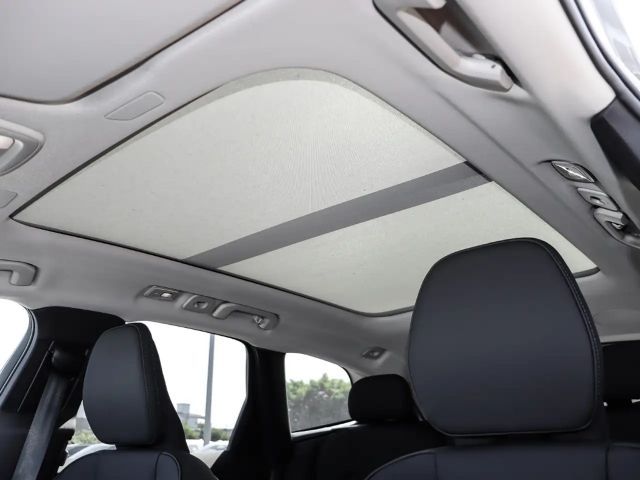 Volvo XC60 AWD Dark Plus