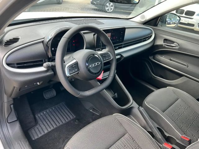 Fiat 600e 1.2 Hybrid DCT *LED Sitzheizung Klima PDC*
