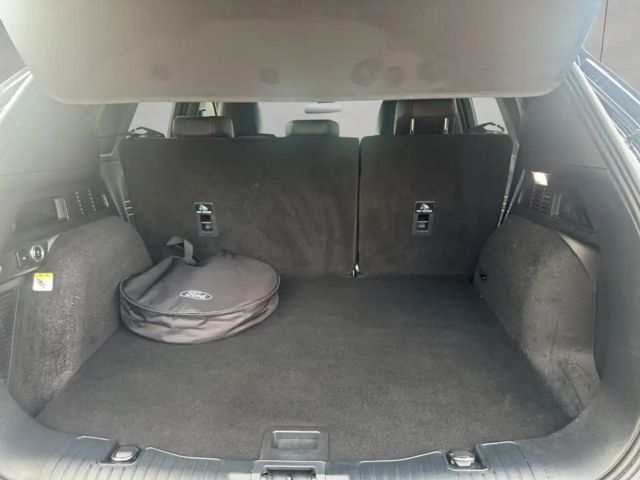 Ford Kuga Plug in Hybrid ST Line X