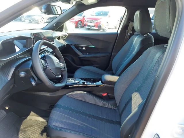 Peugeot E-2008 Allure Pack
