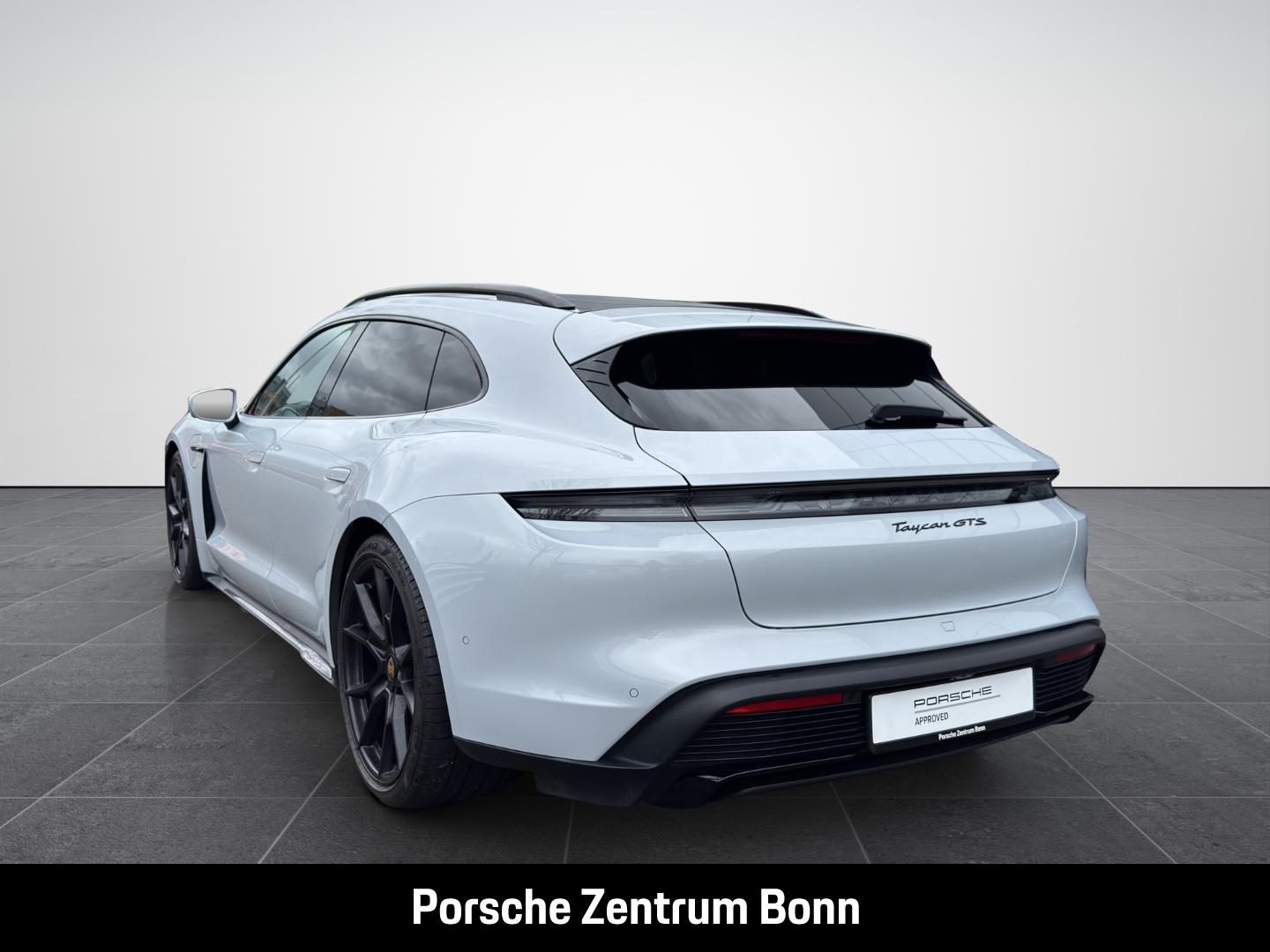 Porsche Taycan GTS Sport Turismo