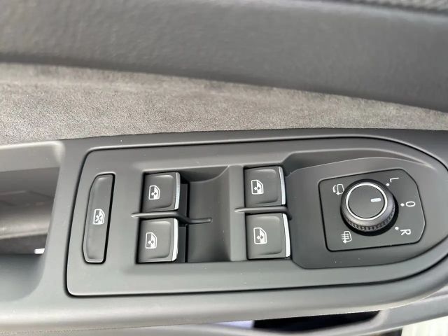 Volkswagen Golf DSG Sport Variant