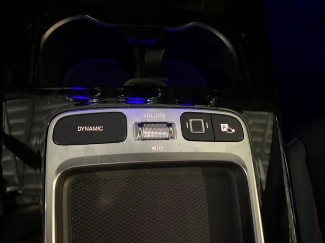 Mercedes-Benz CLA 180 AMG Line