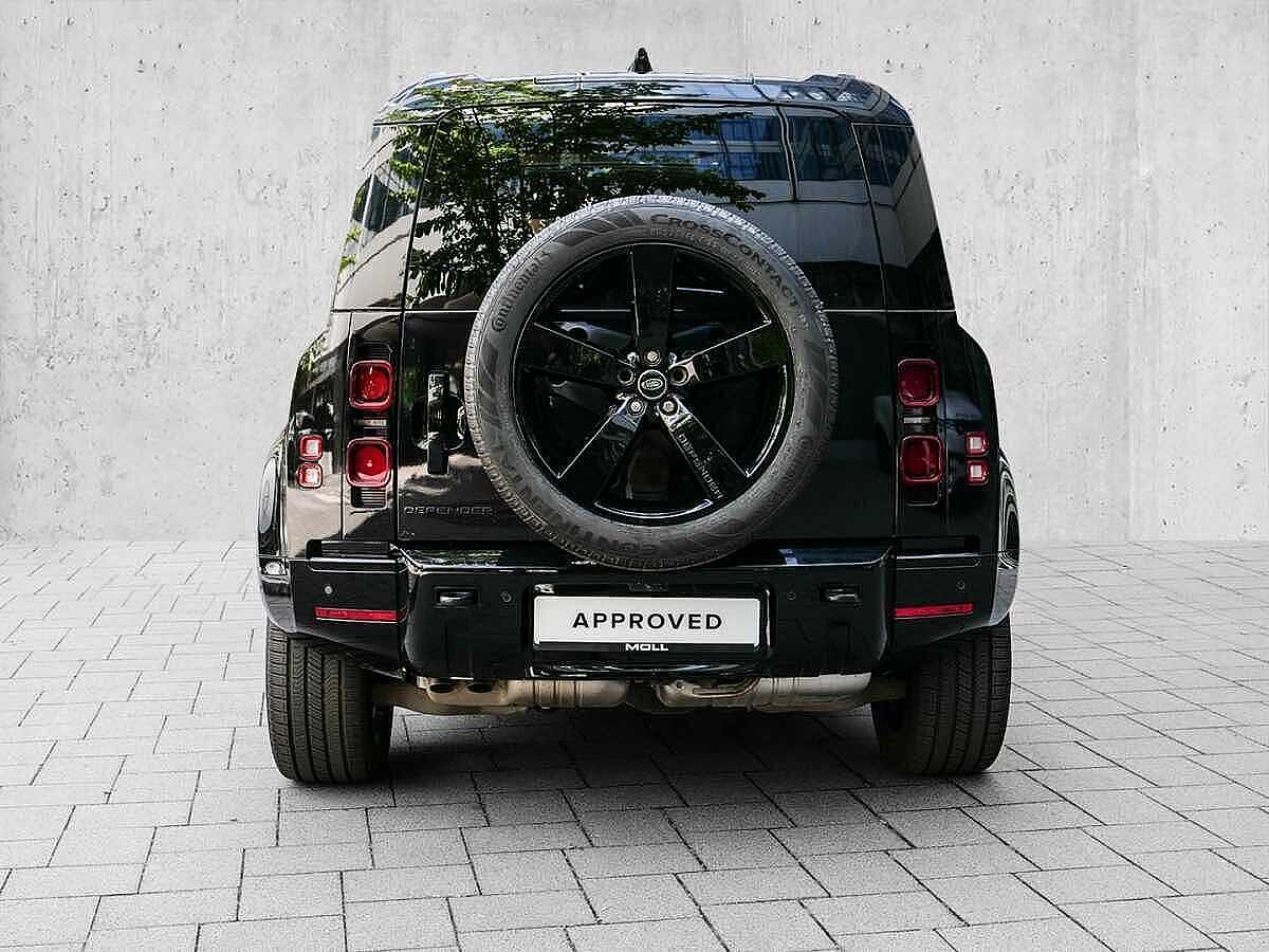 Land Rover Defender 110 Dynamic HSE