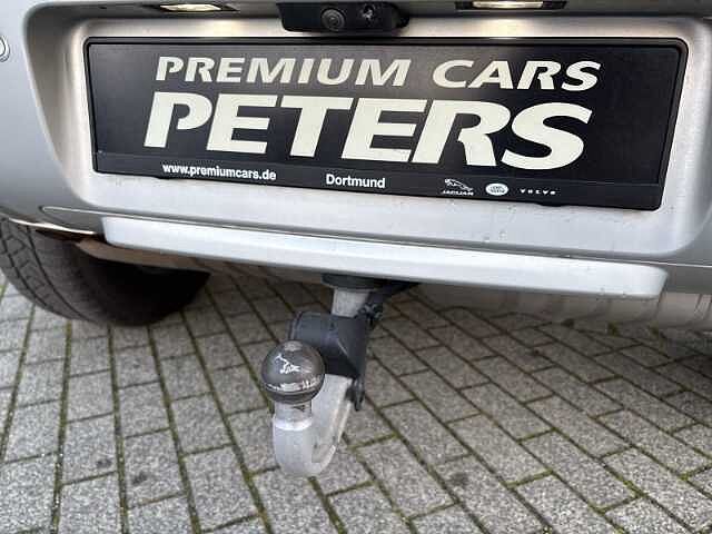 Land Rover Defender 110 SE