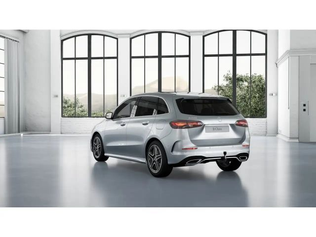 Mercedes-Benz B 220 4MATIC AMG Line Sedan