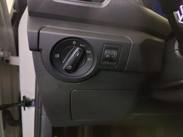 Volkswagen T-Cross 4Me TSI