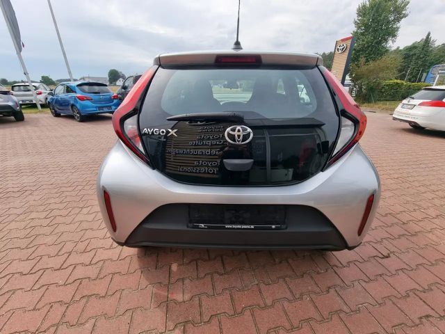 Toyota Aygo X 1.0 VVT-i Play