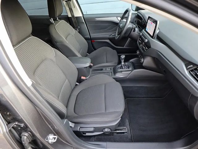 Ford Focus EcoBoost Titanium Wagon