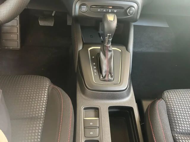 Ford Focus EcoBoost ST Line