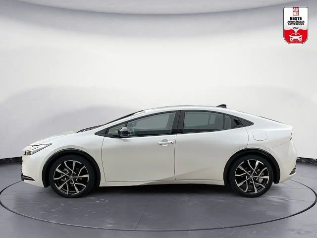 Toyota Prius Executive Plug-in