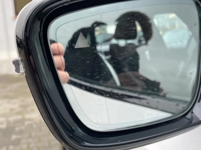 BMW 330 330e M-Sport Touring xDrive