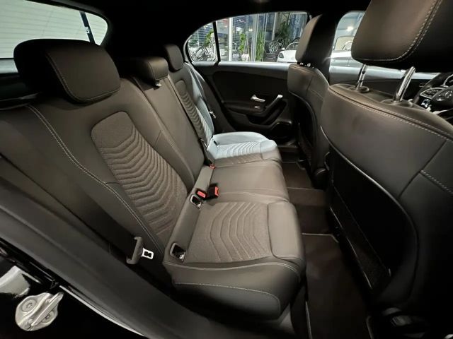 Mercedes-Benz A 180 Business Line