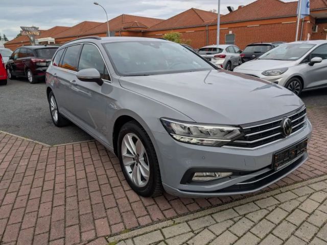 Volkswagen Passat 2.0 TDI Business DSG Variant