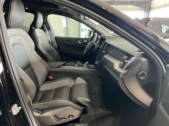 Volvo XC60 AWD Plus Recharge T6