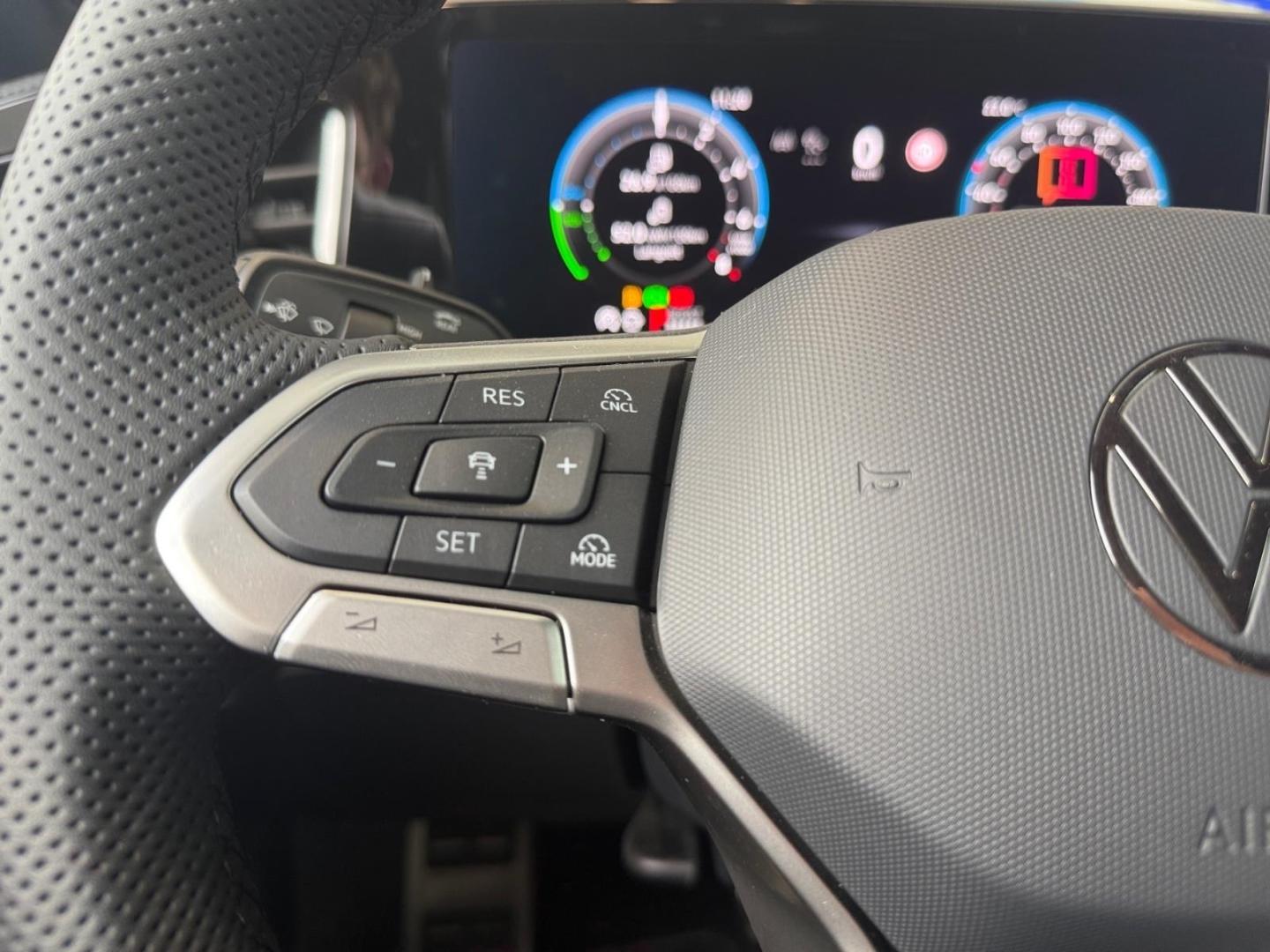 Volkswagen Passat DSG R-Line eHybrid