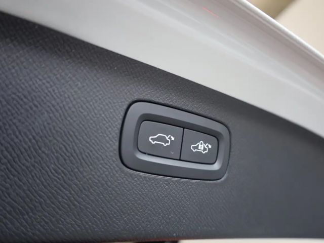 Volvo XC90 AWD Inscription T8