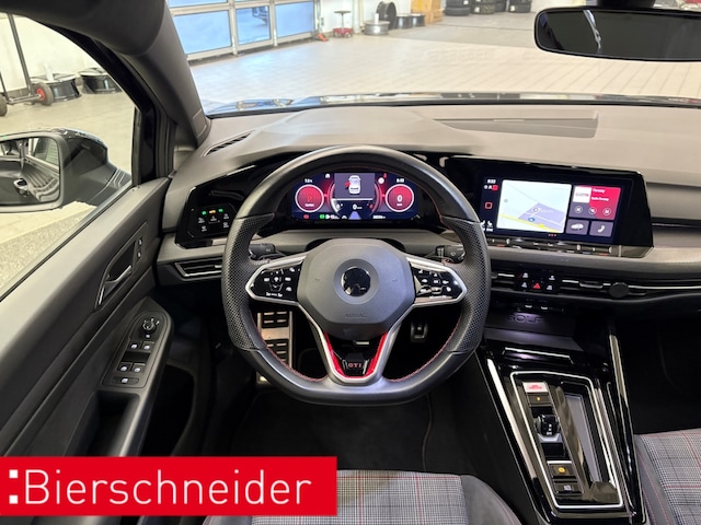 Volkswagen Golf 2.0 TSI DSG Pro