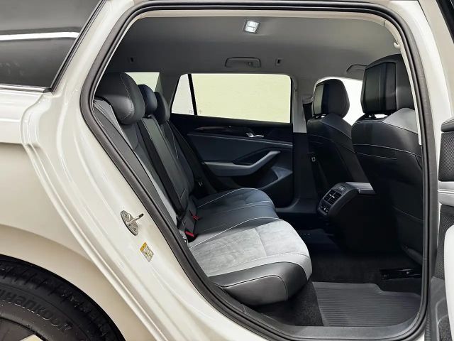 Volkswagen Passat ACT Business DSG Variant