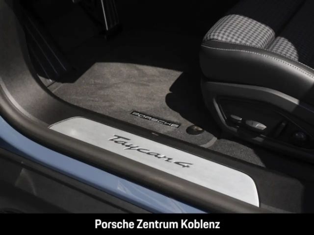Porsche Taycan 4 Cross Turismo
