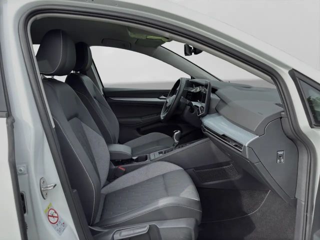 Volkswagen Golf 1.5 TSI