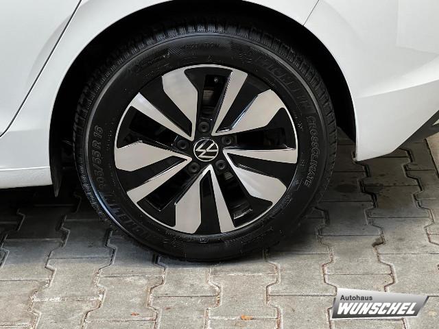 Volkswagen Golf 1.5 TSI Golf VIII