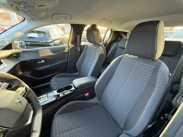 Peugeot E-208 Active Pack