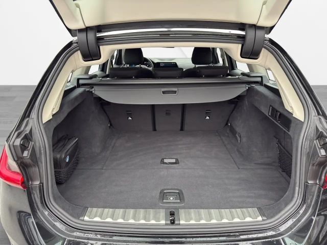 BMW 318 *** M-FELGEN *** DRIVING ASSIST. PROFESSIONAL ***