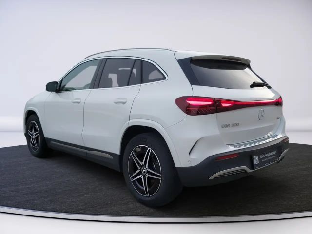 Mercedes-Benz EQA 300 4MATIC AMG Line