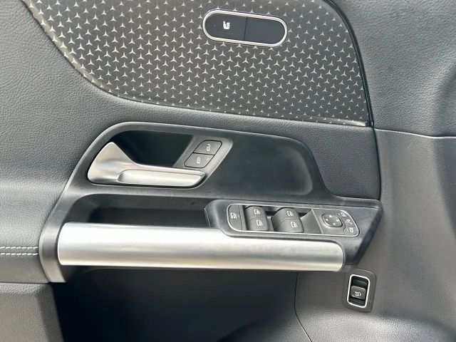 Mercedes-Benz B 180 Progressive