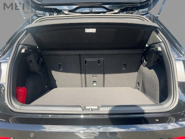 Volkswagen Golf 1.5 eTSI DSG