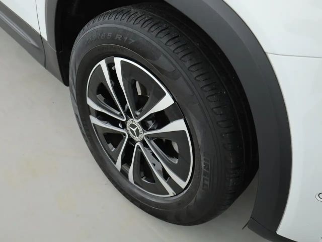 Mercedes-Benz GLB 180 GLB 180 d