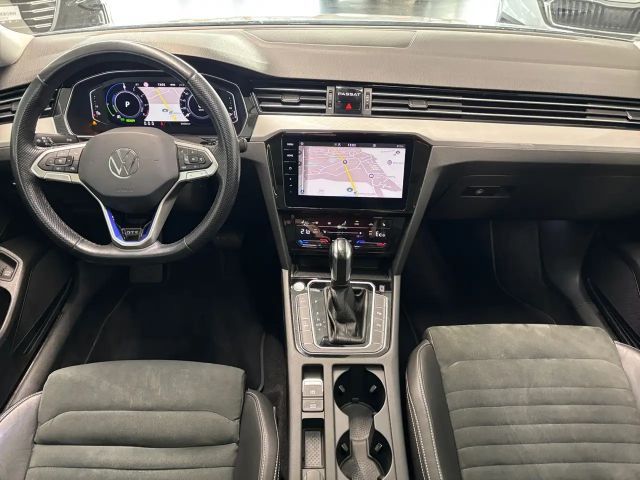 Volkswagen Passat DSG GTE Variant