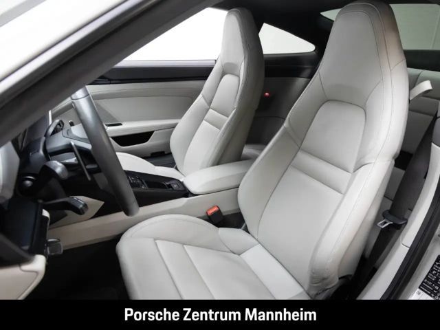 Porsche 911 992 Carrera Coupé GTS