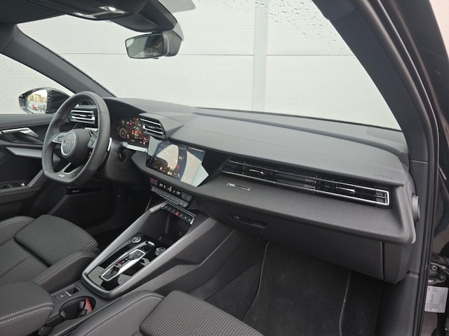 Audi A3 35 TFSI S-Line S-Tronic Sportback