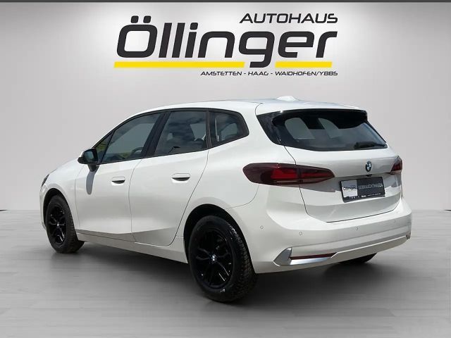 BMW 218 218d Active Tourer Sedan