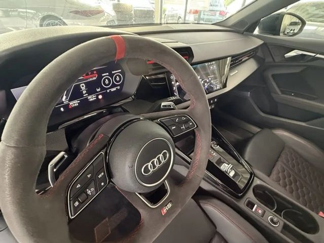 Audi RS3 Quattro S-Tronic Sedan Sportback