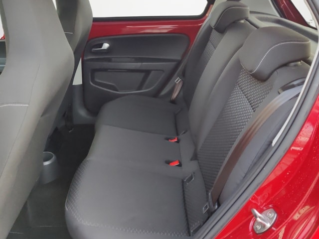 Volkswagen up! Active